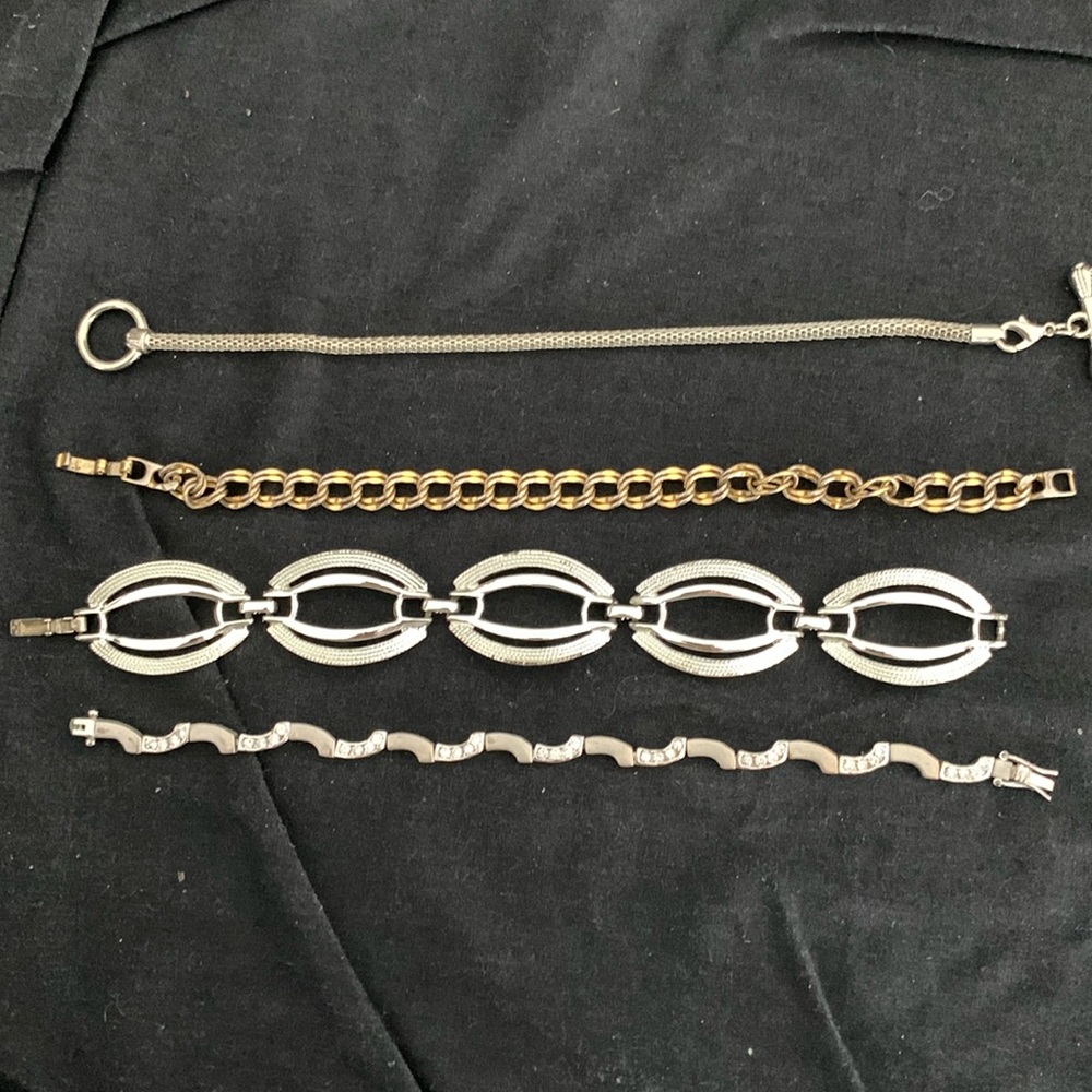 4 bracelets
